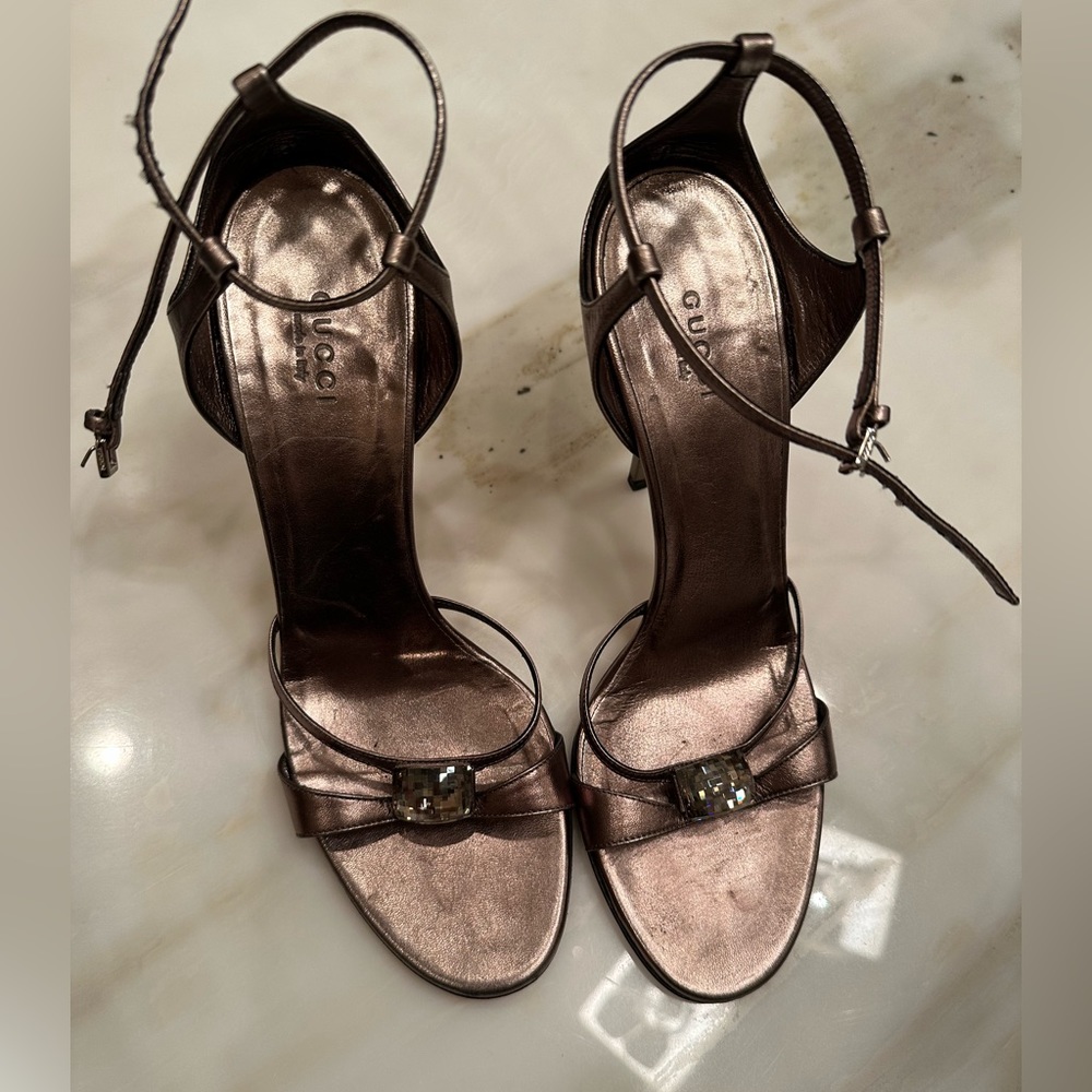 Gucci heels with rhinestone in Bronze